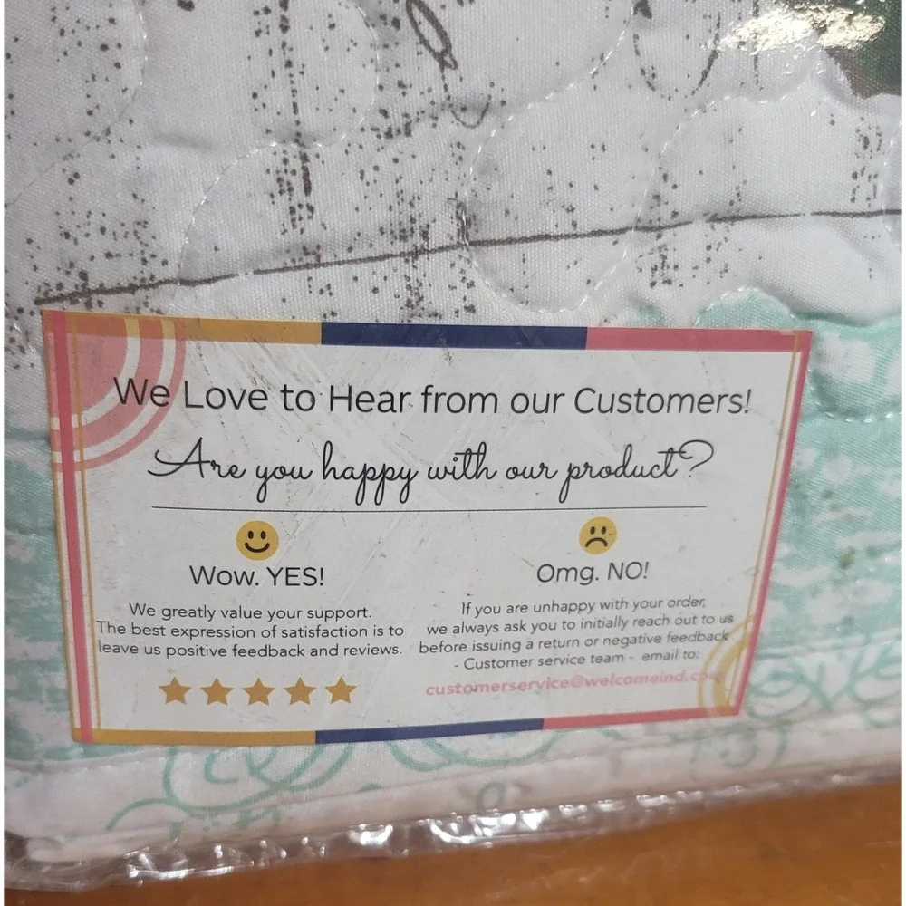 New Noel Christmas Harper Lane Reversible Quilt Set  King Size ~1 Quilt ~2 Shams